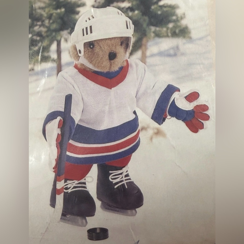 Goal Getter Greg Treasured Toggery Hockey Player Outfit 12” Bears or  Dolls  New